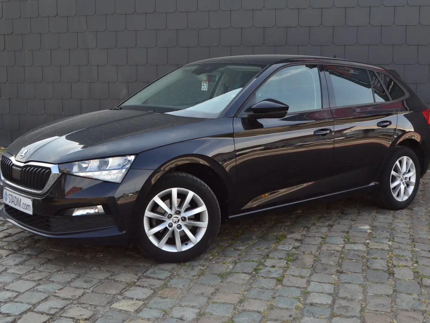 Skoda Scala 1.6 TDi Ambition DSG Чорний - 2