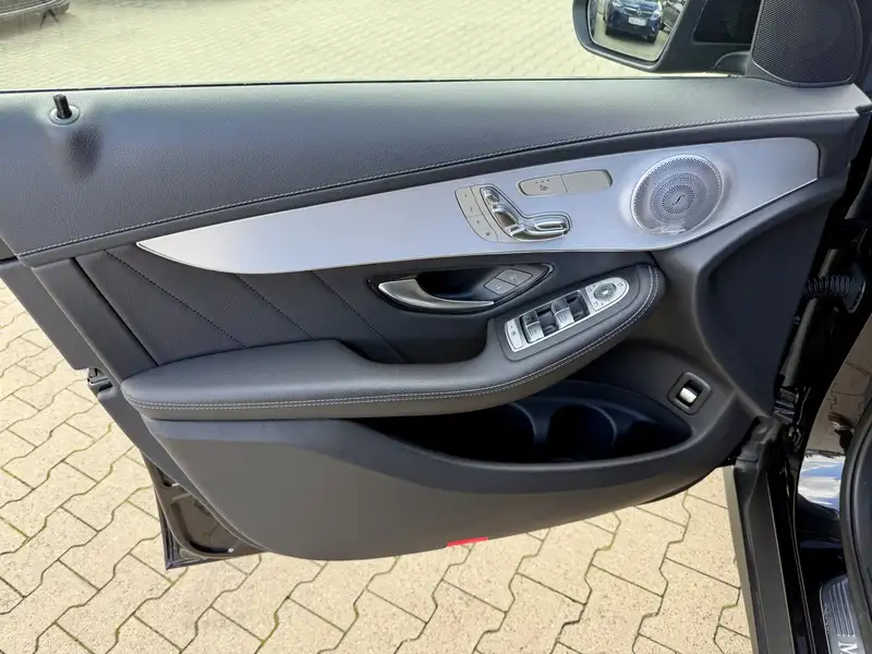Mercedes-Benz G