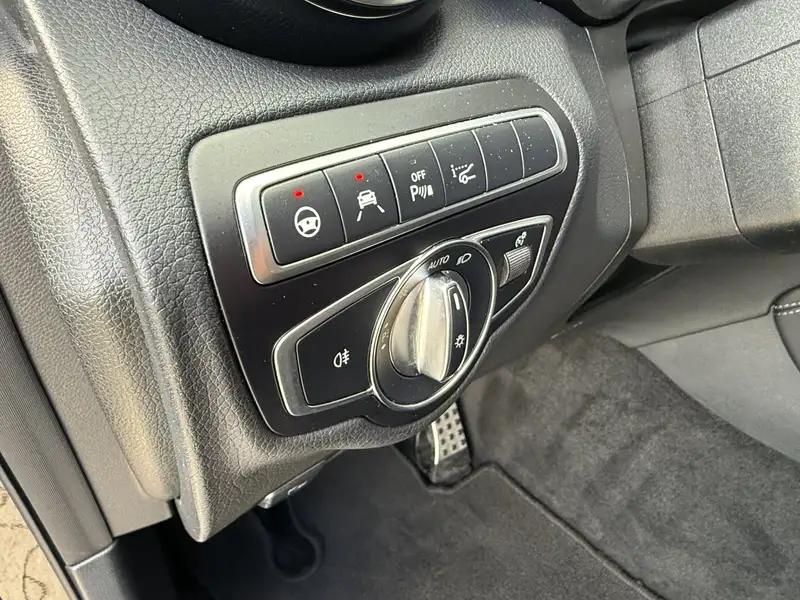 Mercedes-Benz G