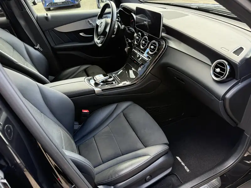 Mercedes-Benz G