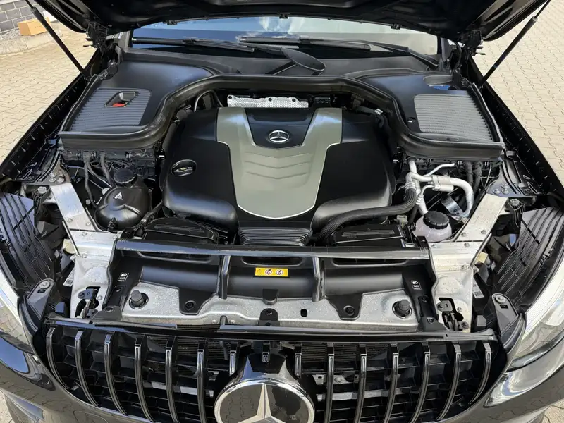 Mercedes-Benz G