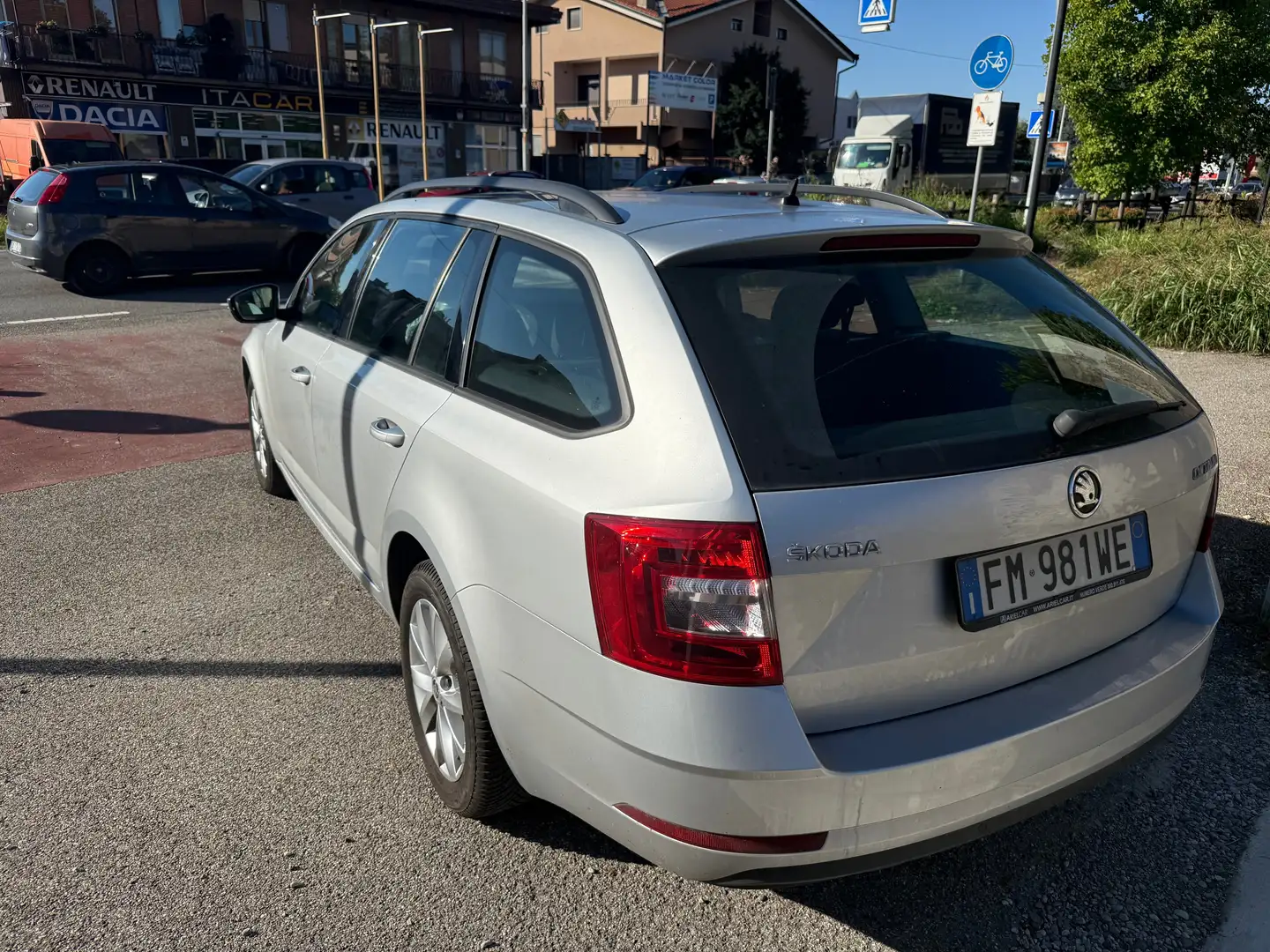 Skoda Octavia Octavia Wagon 1.6 tdi Executive 115cv Grigio - 2