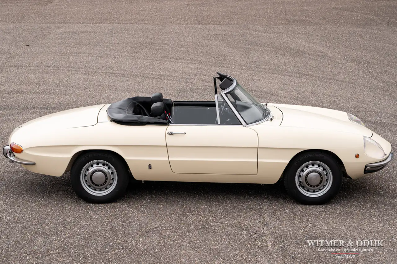 Alfa Romeo Spider 1300 Junior Duetto, foto 6
