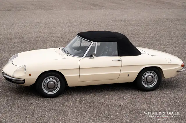 1969 Alfa Romeo Spider in Beige for sale