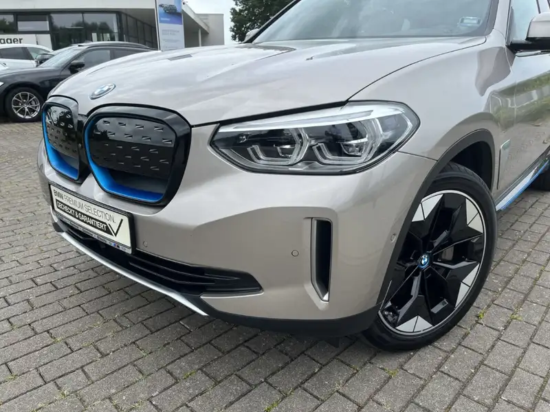 Annonce voiture d'occasion BMW iX3 - CARADIZE