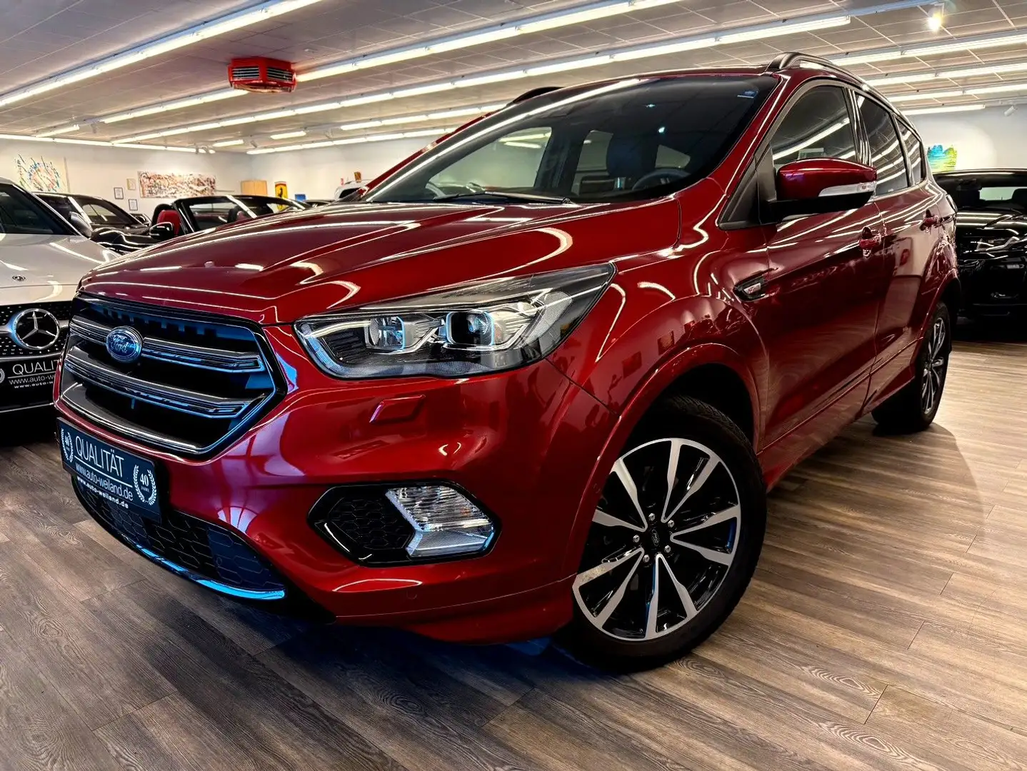 Ford Kuga ST-Line 4x4 Autom Navi P Dach 1A Rot - 1