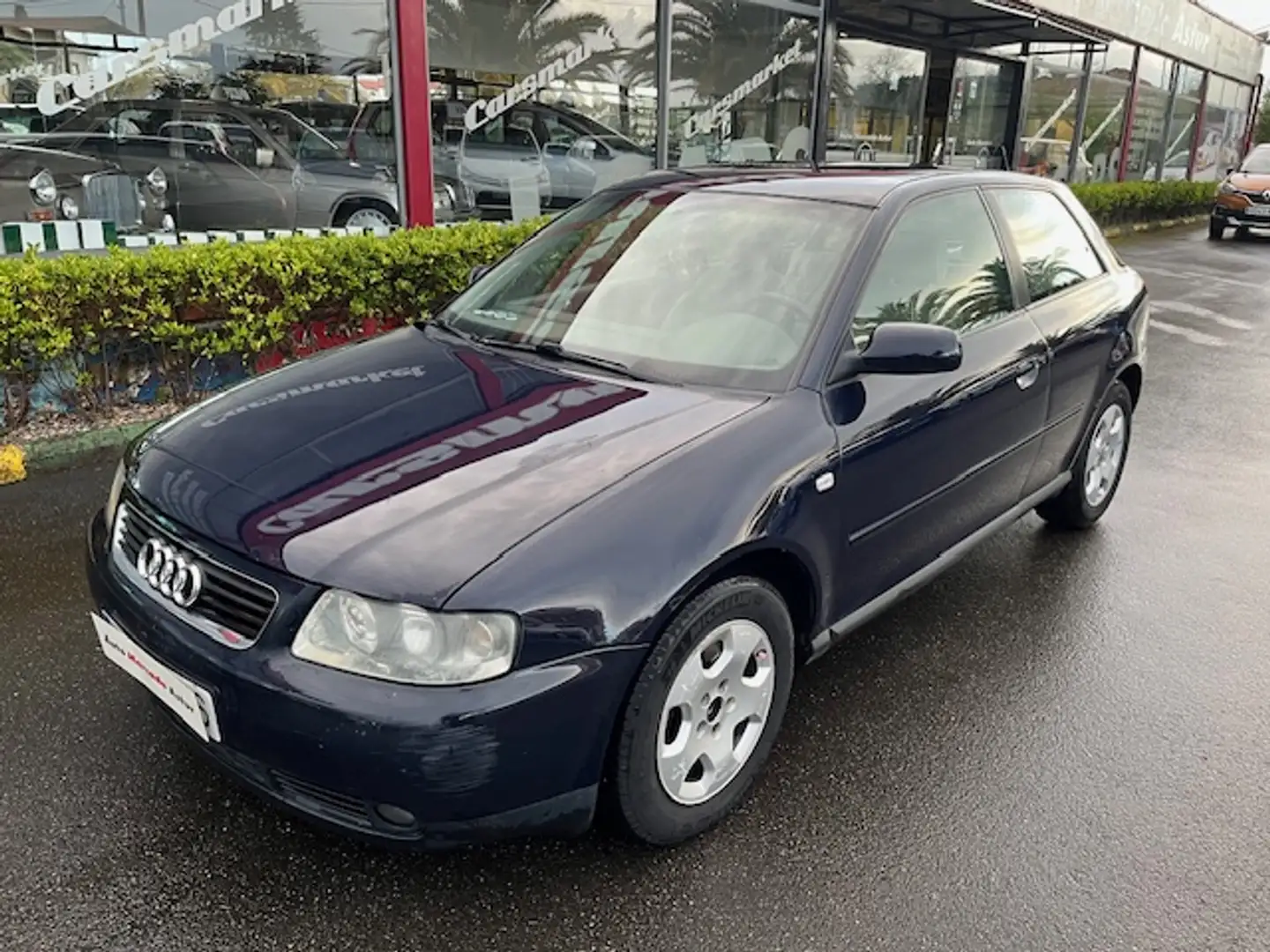 Audi A3 1.9TDI Ambition Tiptronic Azul - 1