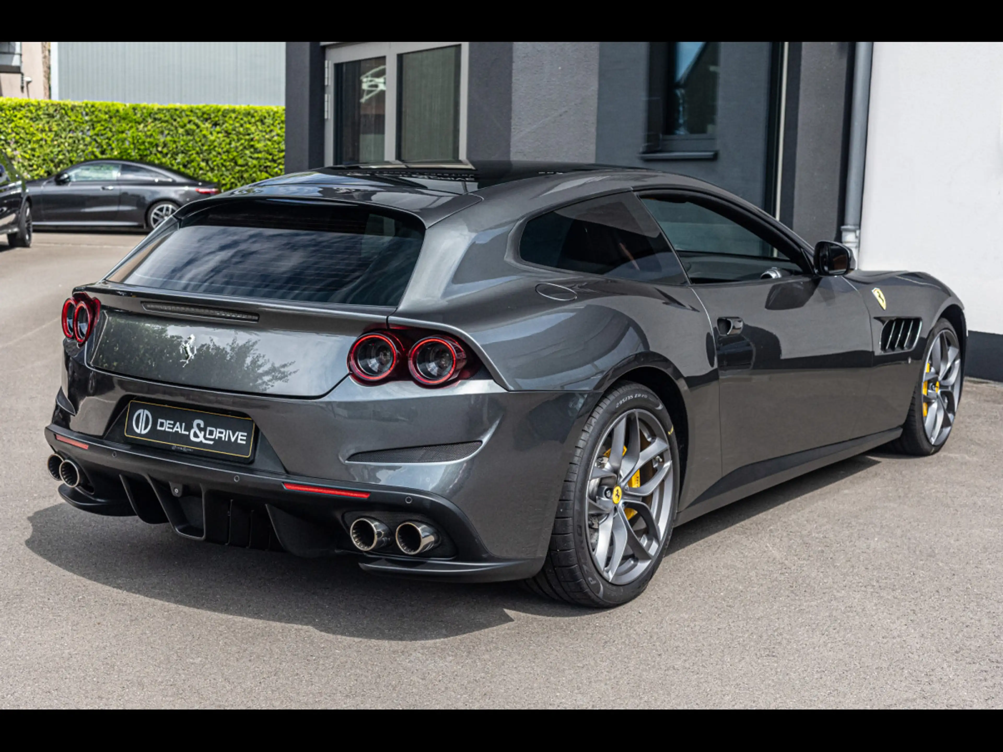 Ferrari GTC4 Lusso V8 T 3.9°LIFT°PANO°CARPLAY°DISP°ATELIER°CARBON — photo 6