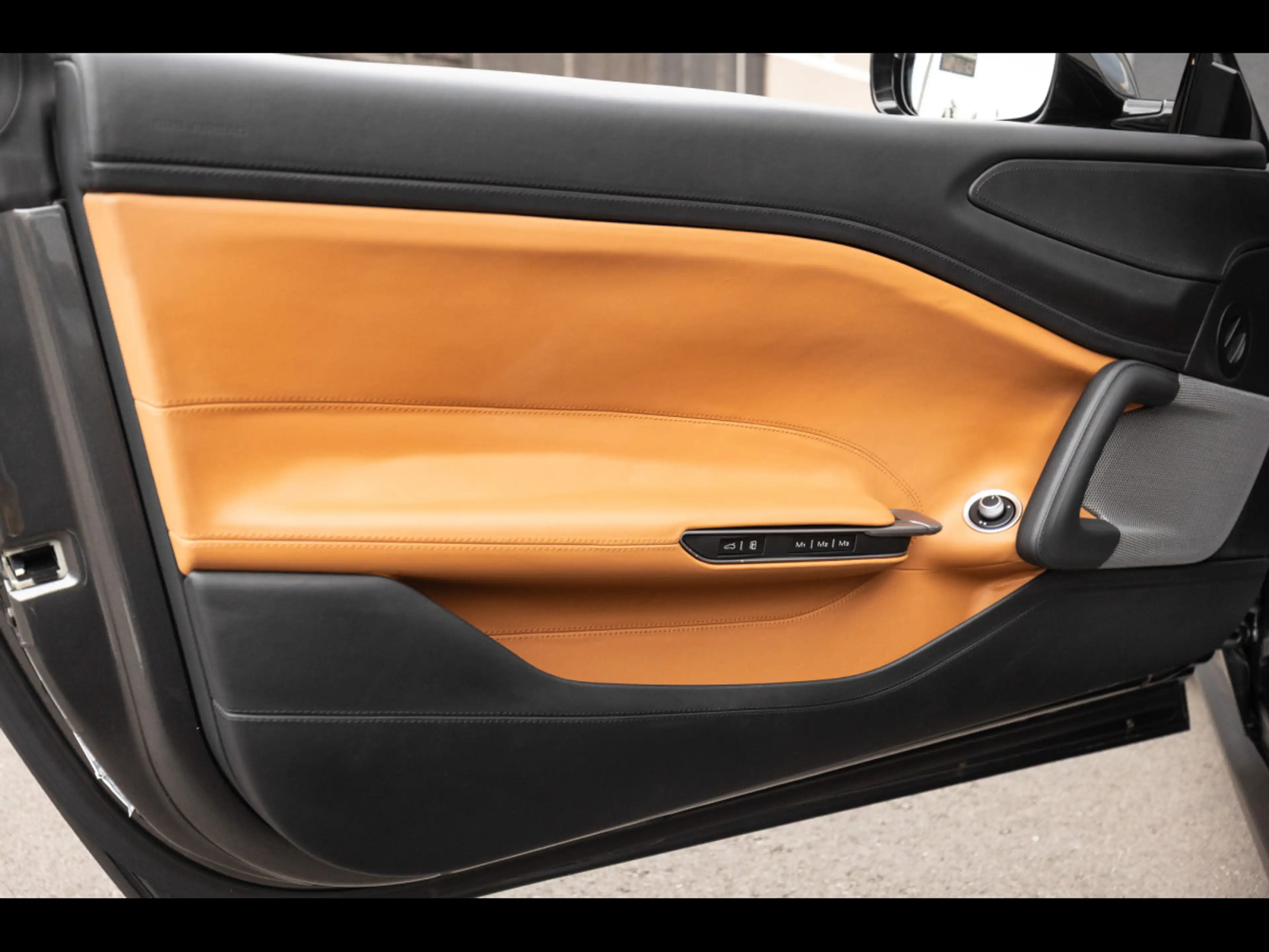 Ferrari GTC4 Lusso V8 T 3.9°LIFT°PANO°CARPLAY°DISP°ATELIER°CARBON — photo 10