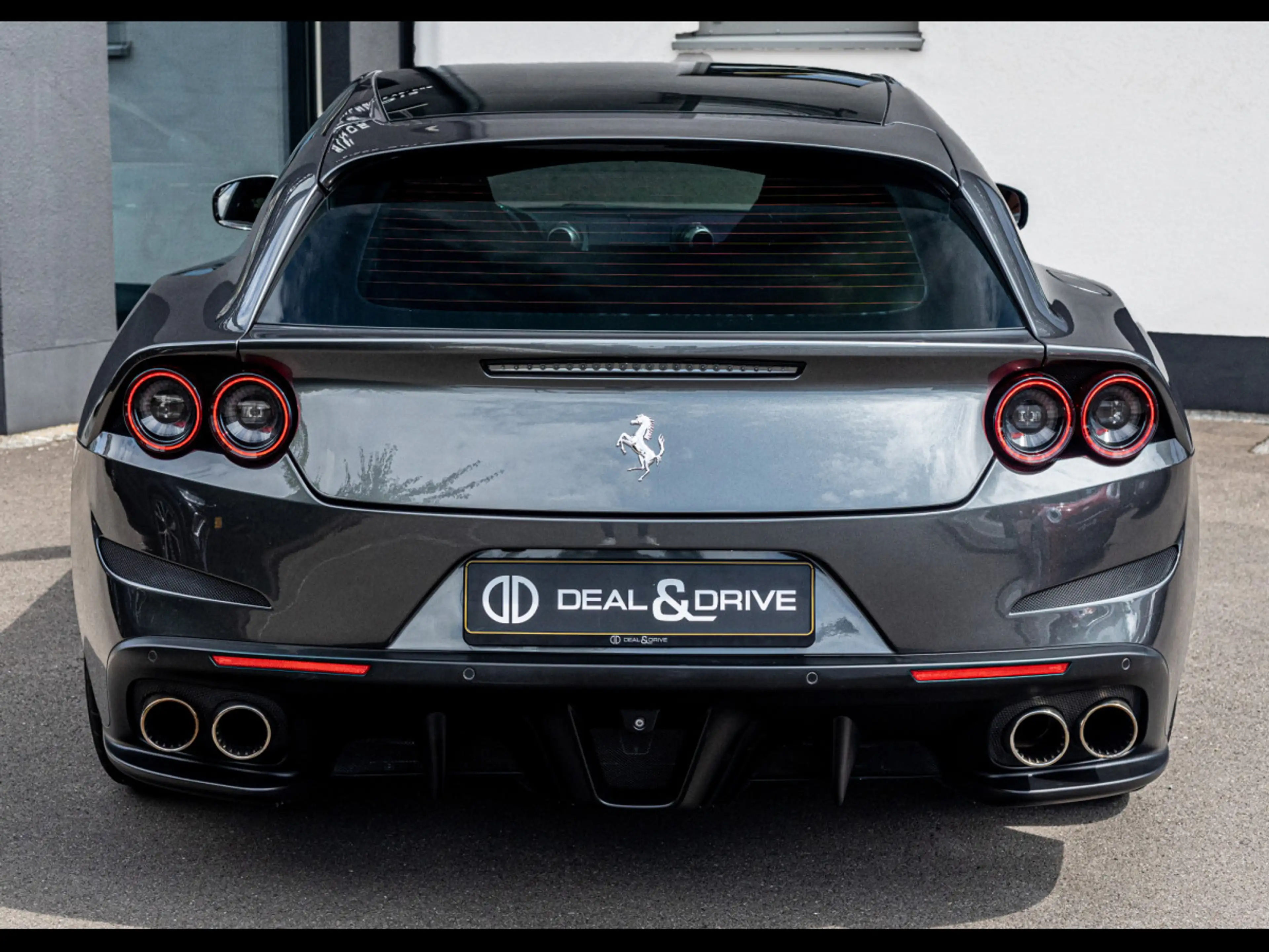 Ferrari GTC4 Lusso V8 T 3.9°LIFT°PANO°CARPLAY°DISP°ATELIER°CARBON — photo 4