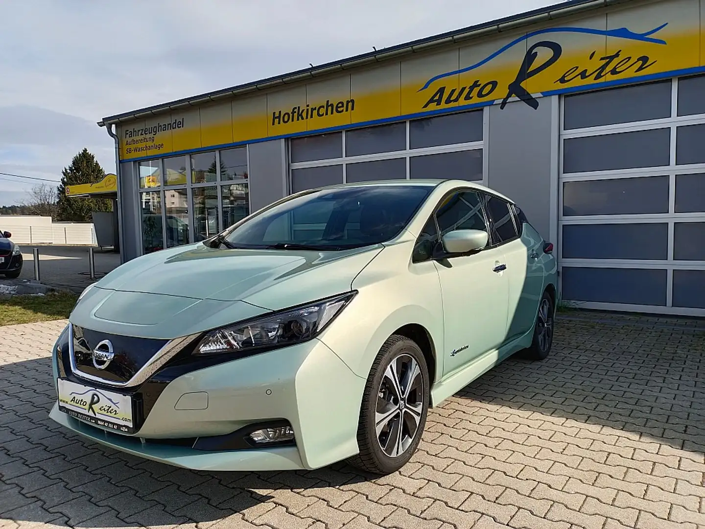 Nissan Leaf 2.Zero Edition 40kWh *270km*360°-Kamera*SHZ*PDC Grau - 1