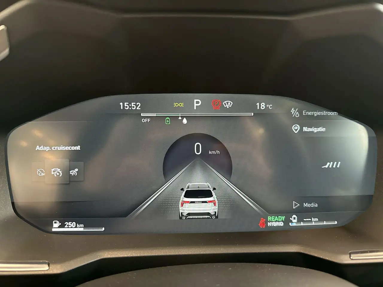Lynk & Co 01 1.5 PHEV MY23 6,6 KWH PANO ZWARTE HEMEL 360, миниатюра 29