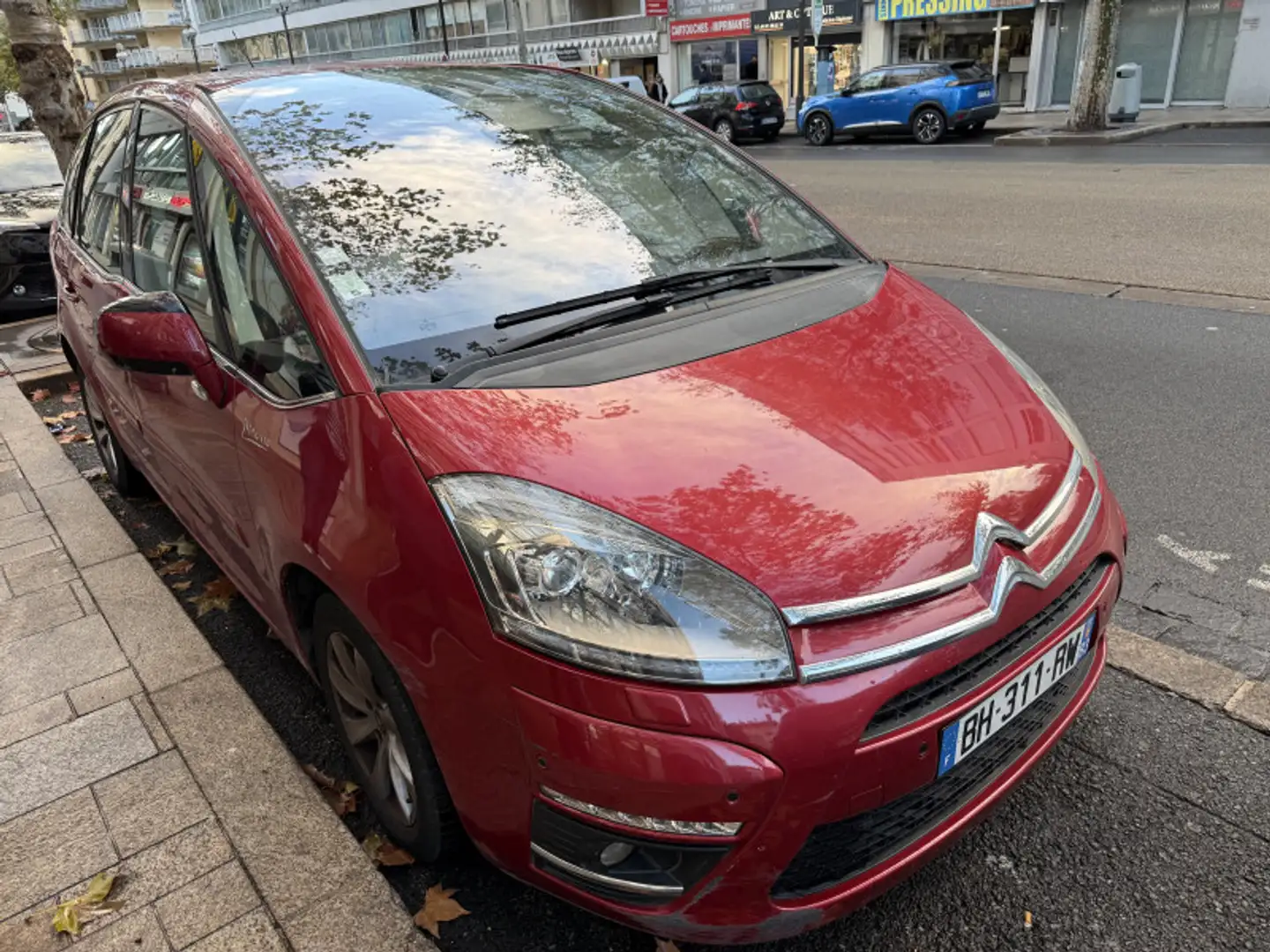 Citroen C4 Picasso 1.6 E-HDI 110CH FAP EXCLUSIVE BMP6 Rot - 1