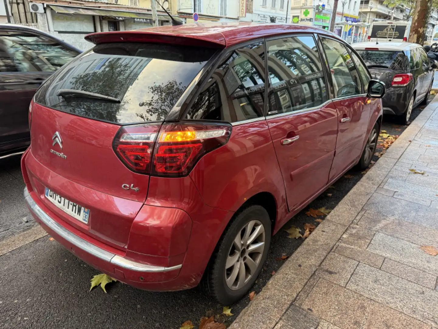 Citroen C4 Picasso 1.6 E-HDI 110CH FAP EXCLUSIVE BMP6 Rot - 2