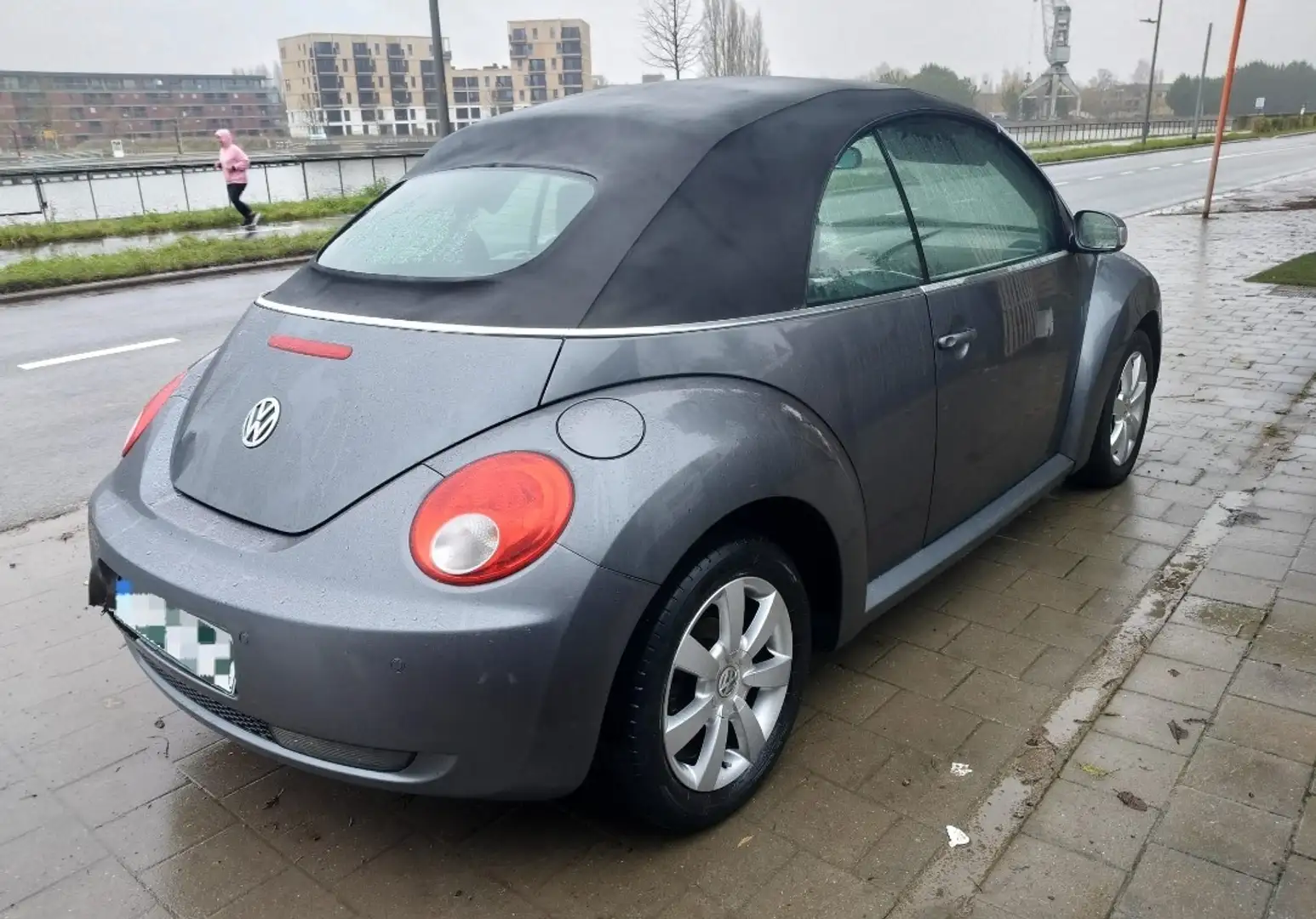 Volkswagen New Beetle Cabrio 1.9 TDi United - 2