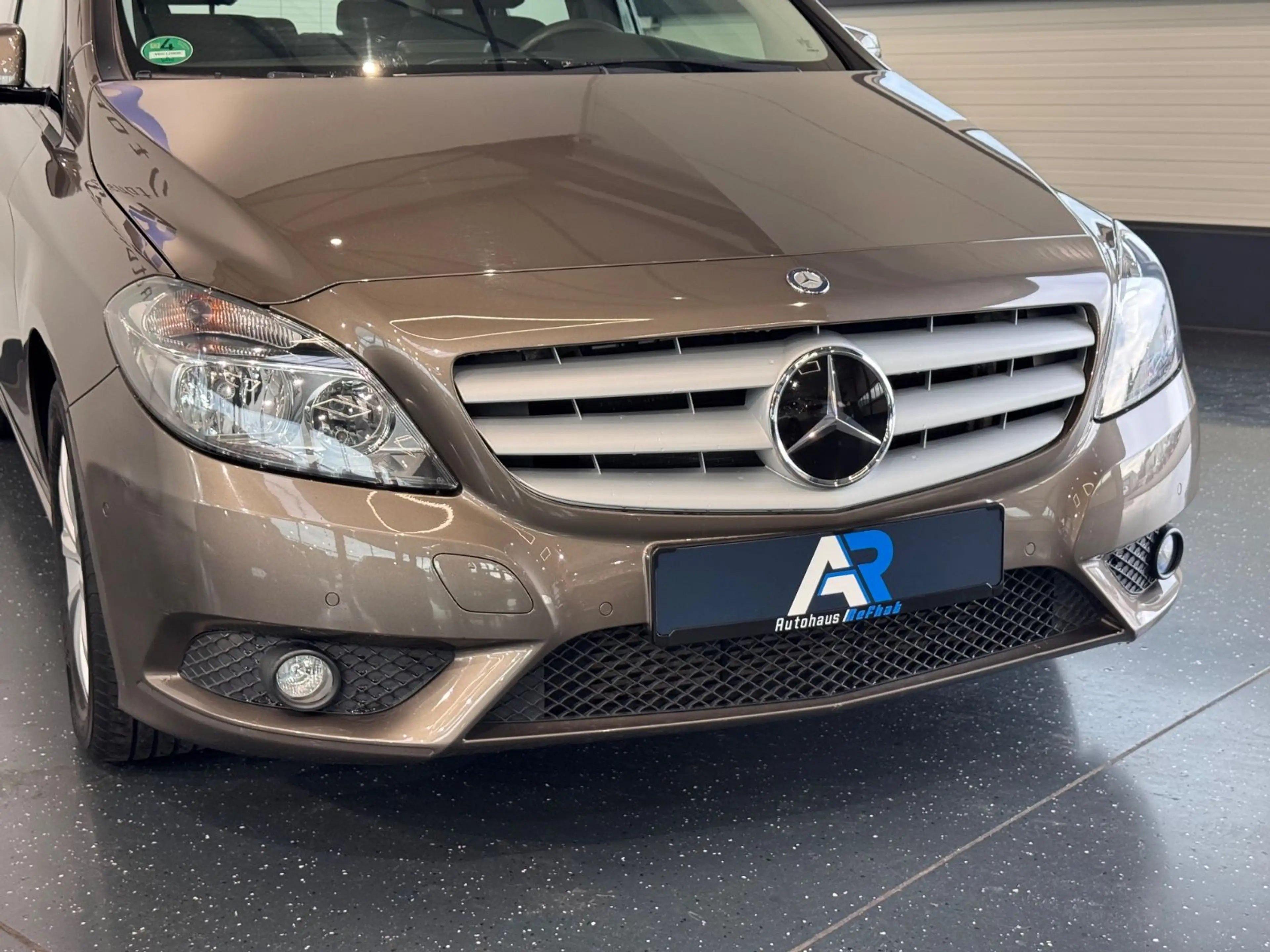 Mercedes-Benz B 180 B180 *PDC*KLIMA*MEDIA*1-HAND*SCHECKHEFT*TOP* — photo 8