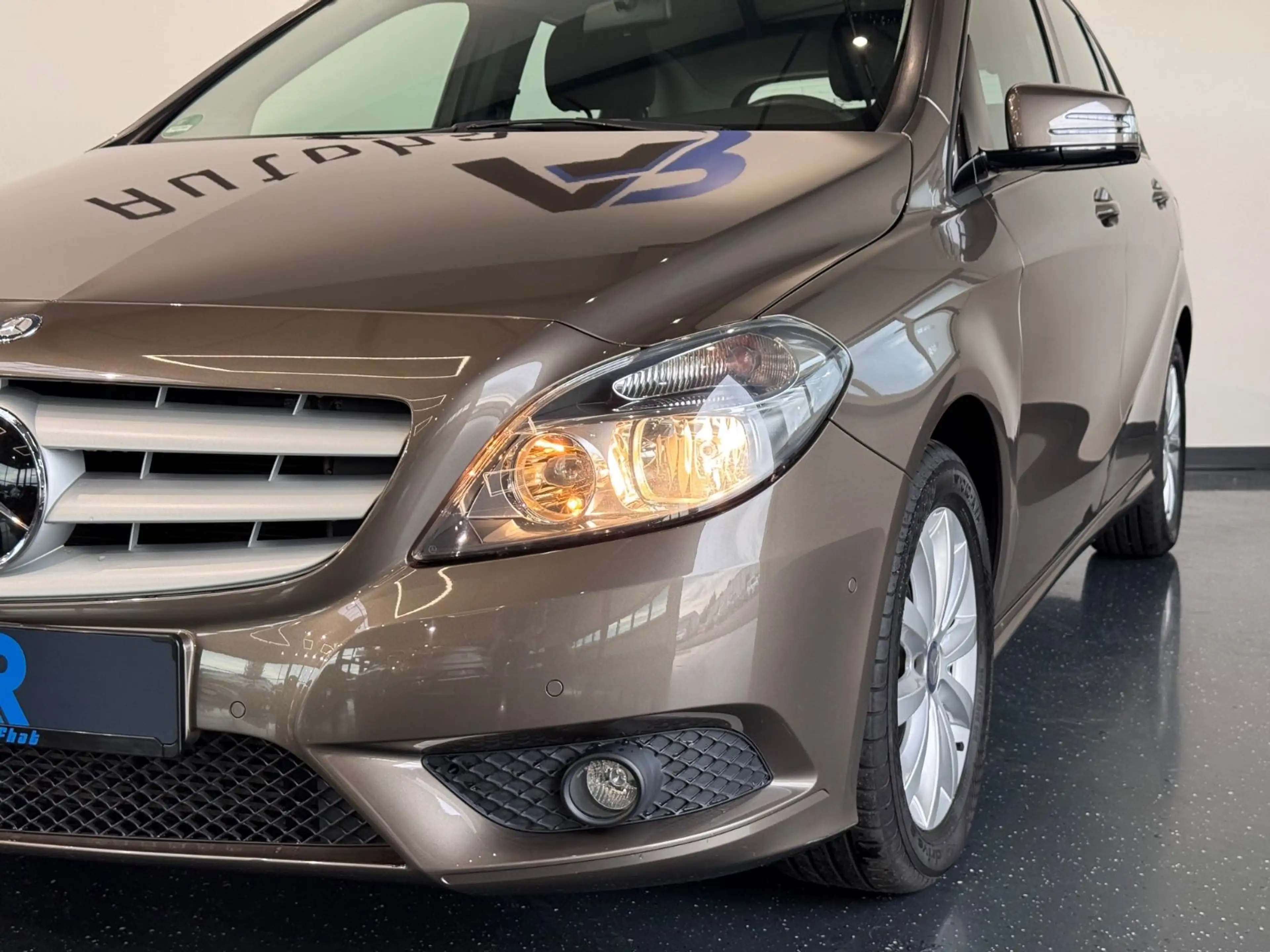 Mercedes-Benz B 180 B180 *PDC*KLIMA*MEDIA*1-HAND*SCHECKHEFT*TOP* — photo 3