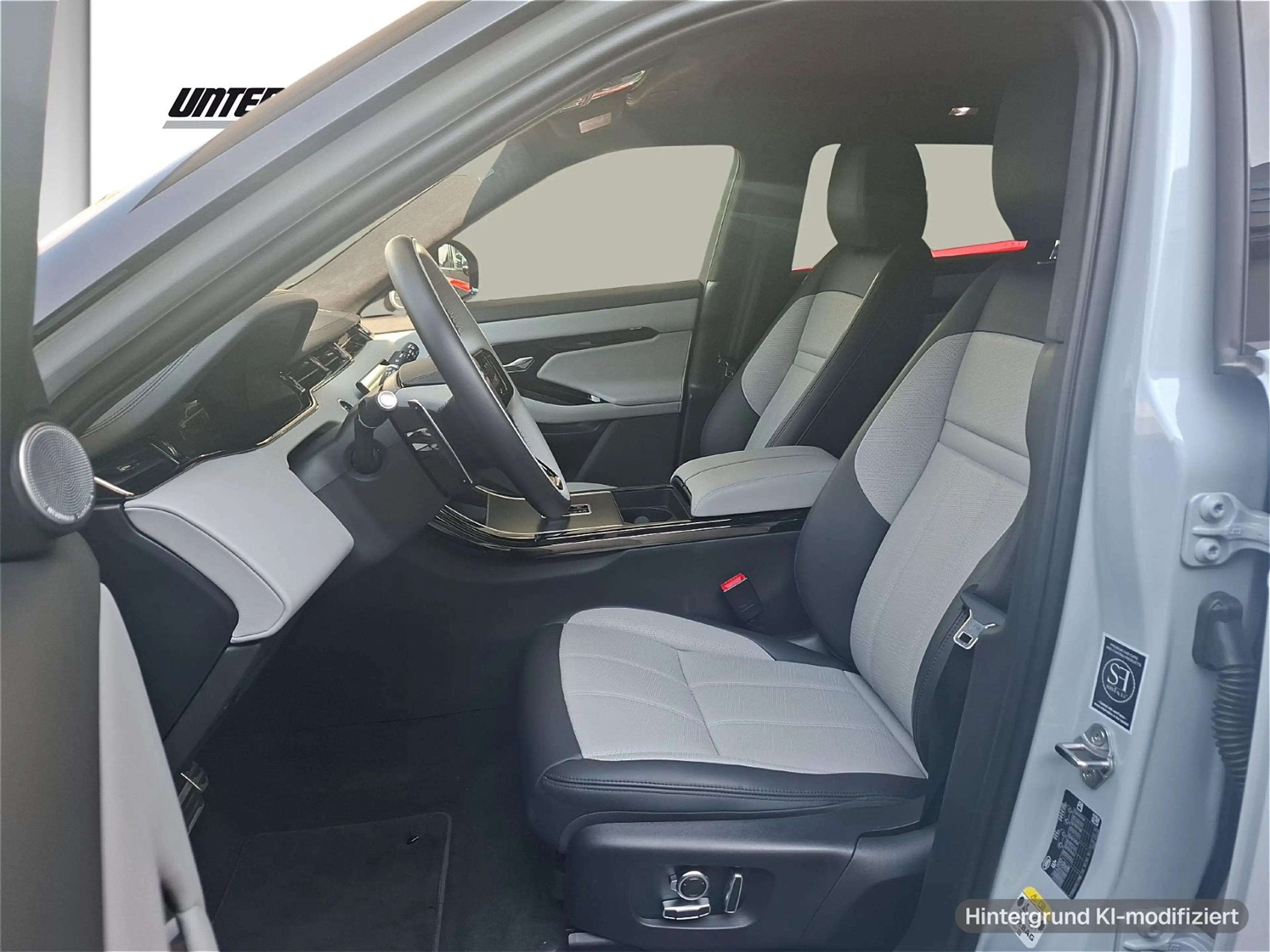 Land Rover Range Rover Evoque P270e Autobiography — photo 10