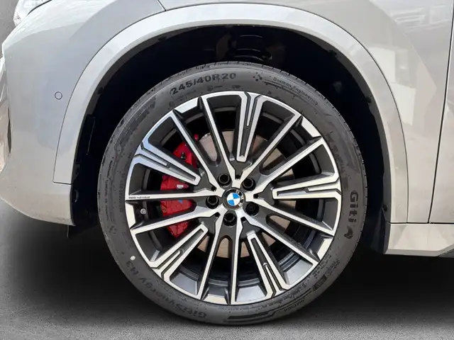 BMW Ix1 view 7