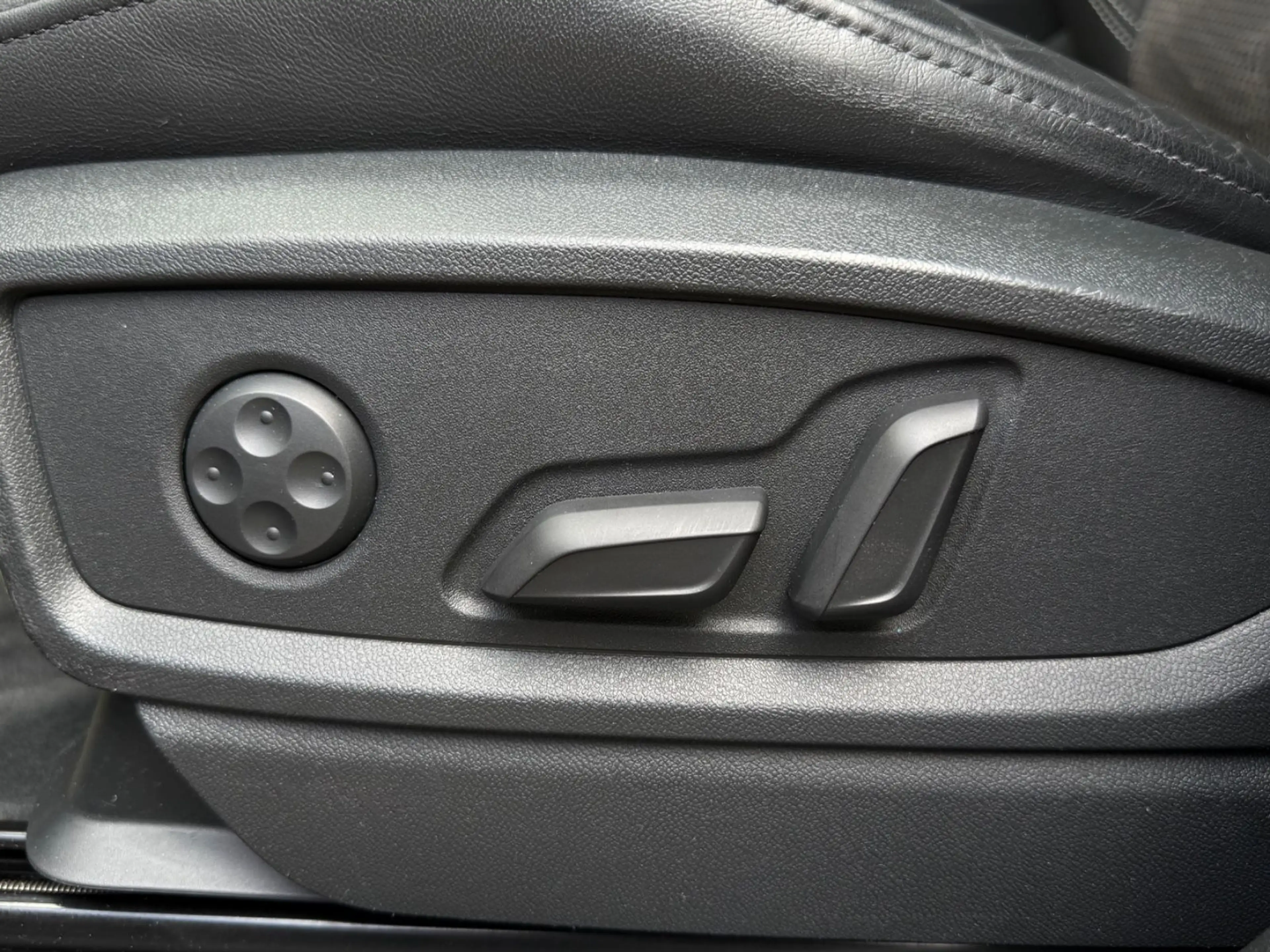 Audi SQ5 3.0 TDI Quattro Mild-Hybrid*HEADUP*PANO*360* — photo 15