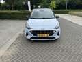 Hyundai i10 1.0 Comfort App Led Cruise Two Tone Nap Bleu - thumbnail 2