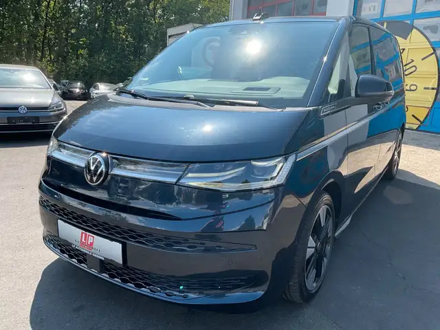 Volkswagen T7 Multivan 2.0 TSI DSG LED PANO HUD Kamera