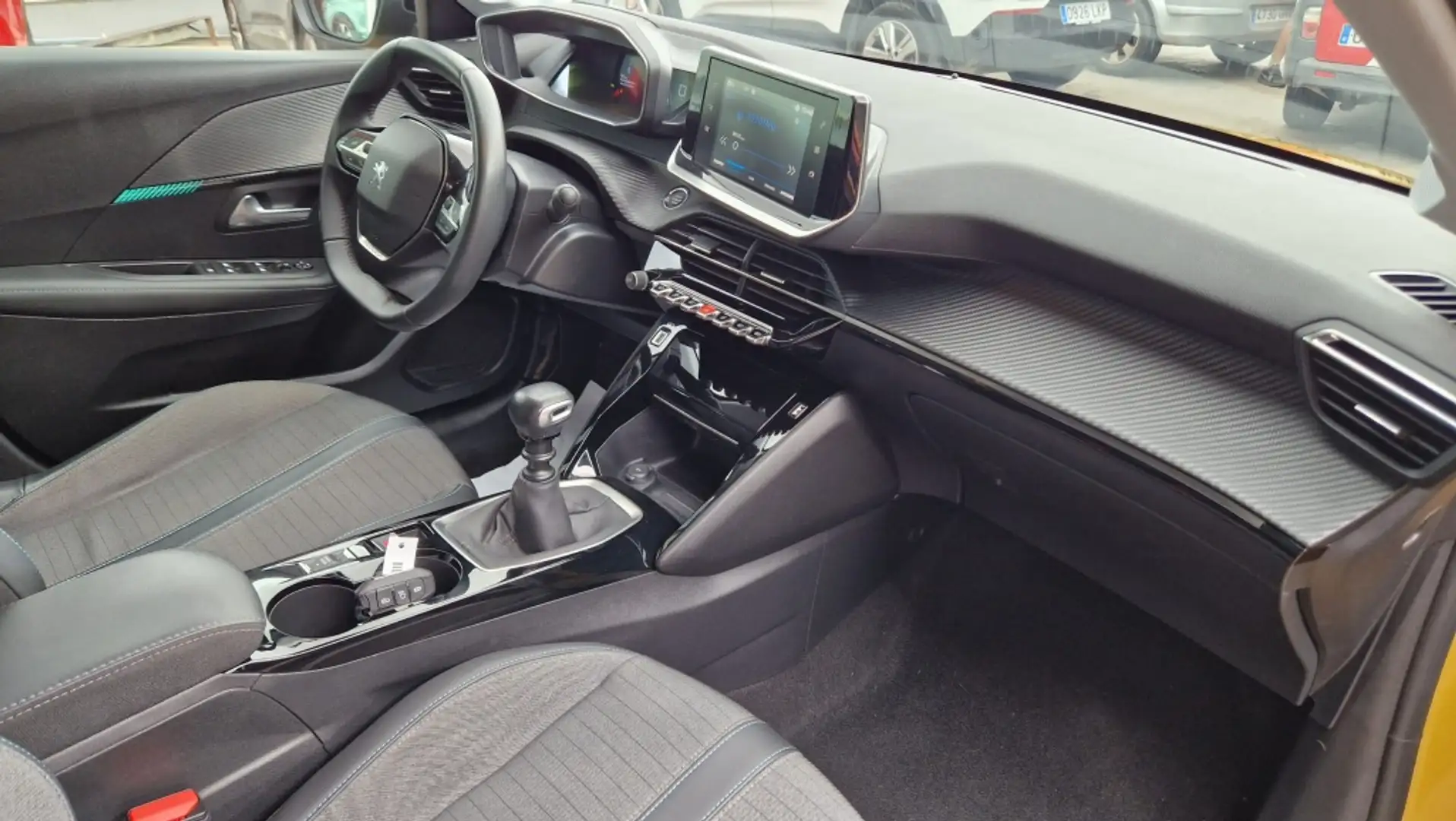 Peugeot 208 1.5 BlueHDi S&S Allure Pack 100 Amarillo - 2