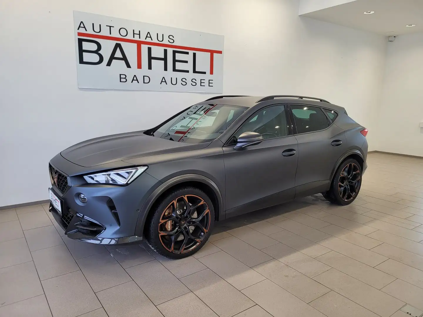 CUPRA Formentor VZ5 2.5 TSI 390 PS DSG 4Drive Grau - 2