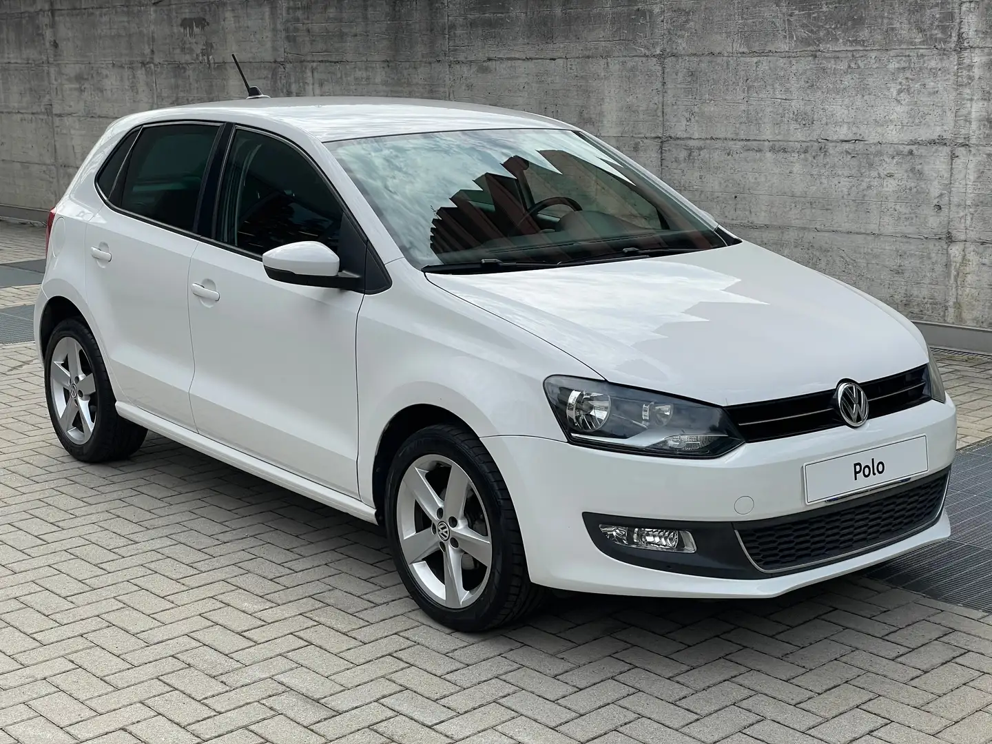 Volkswagen Polo Polo V 2009 5p 1.4 Highline DSG Bianco - 1