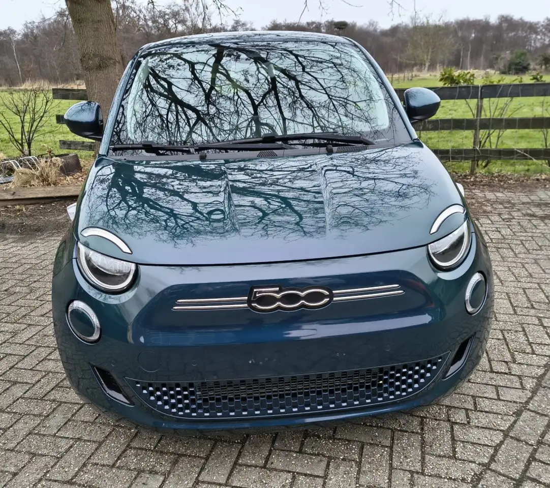 Fiat 500 E- 42KW-2023- Snelladen-Camera- Carplay-meer... - 2