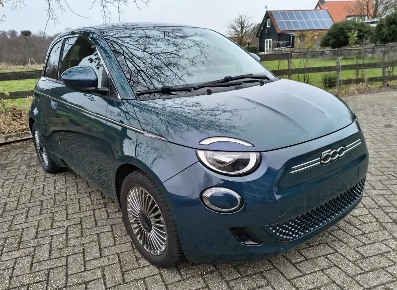Fiat 500 E- 42KW-2023- Snelladen-Camera- Carplay-meer... - 3