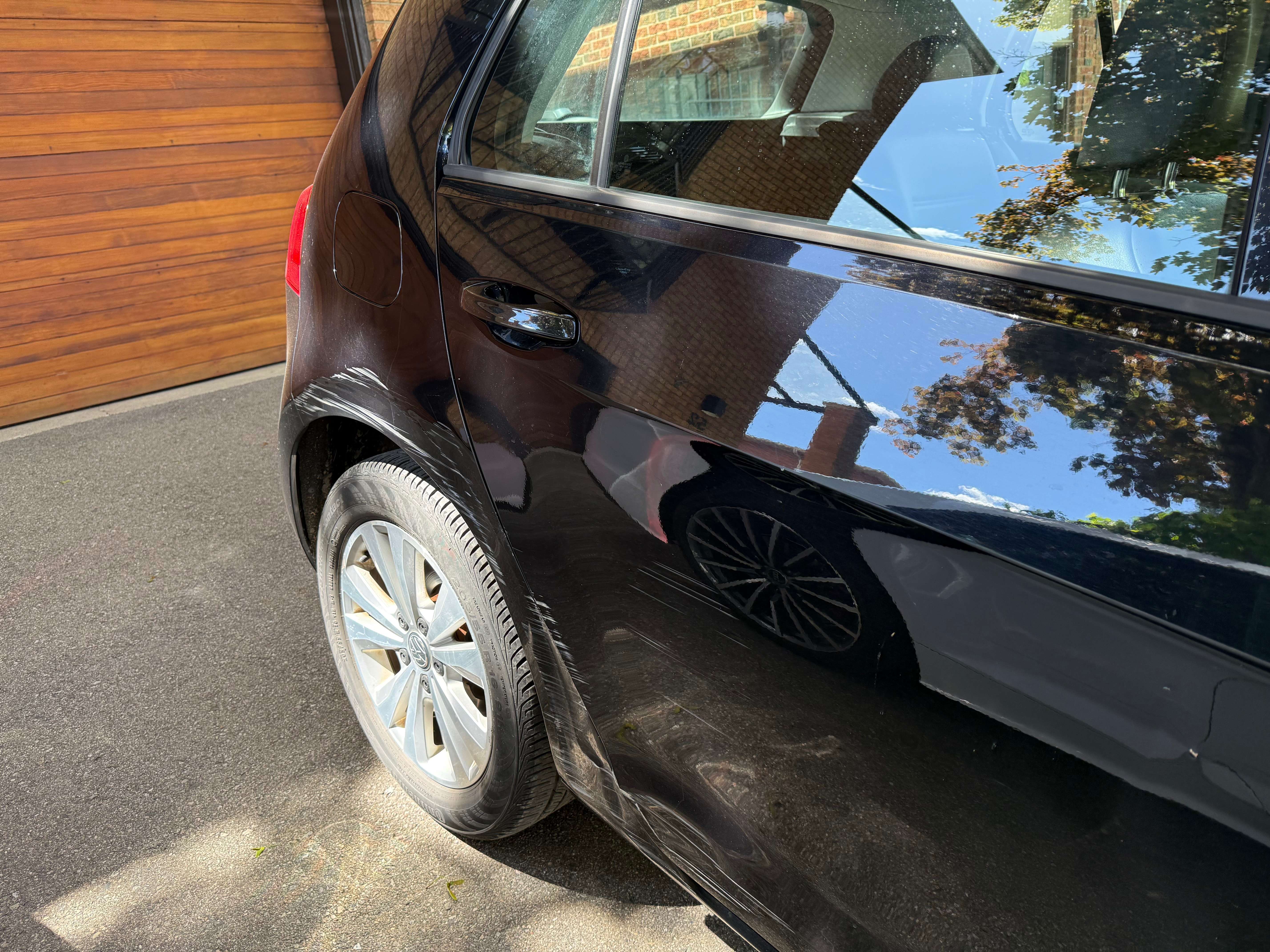 2016 Volkswagen Golf 2016 VW Golf thumb 11