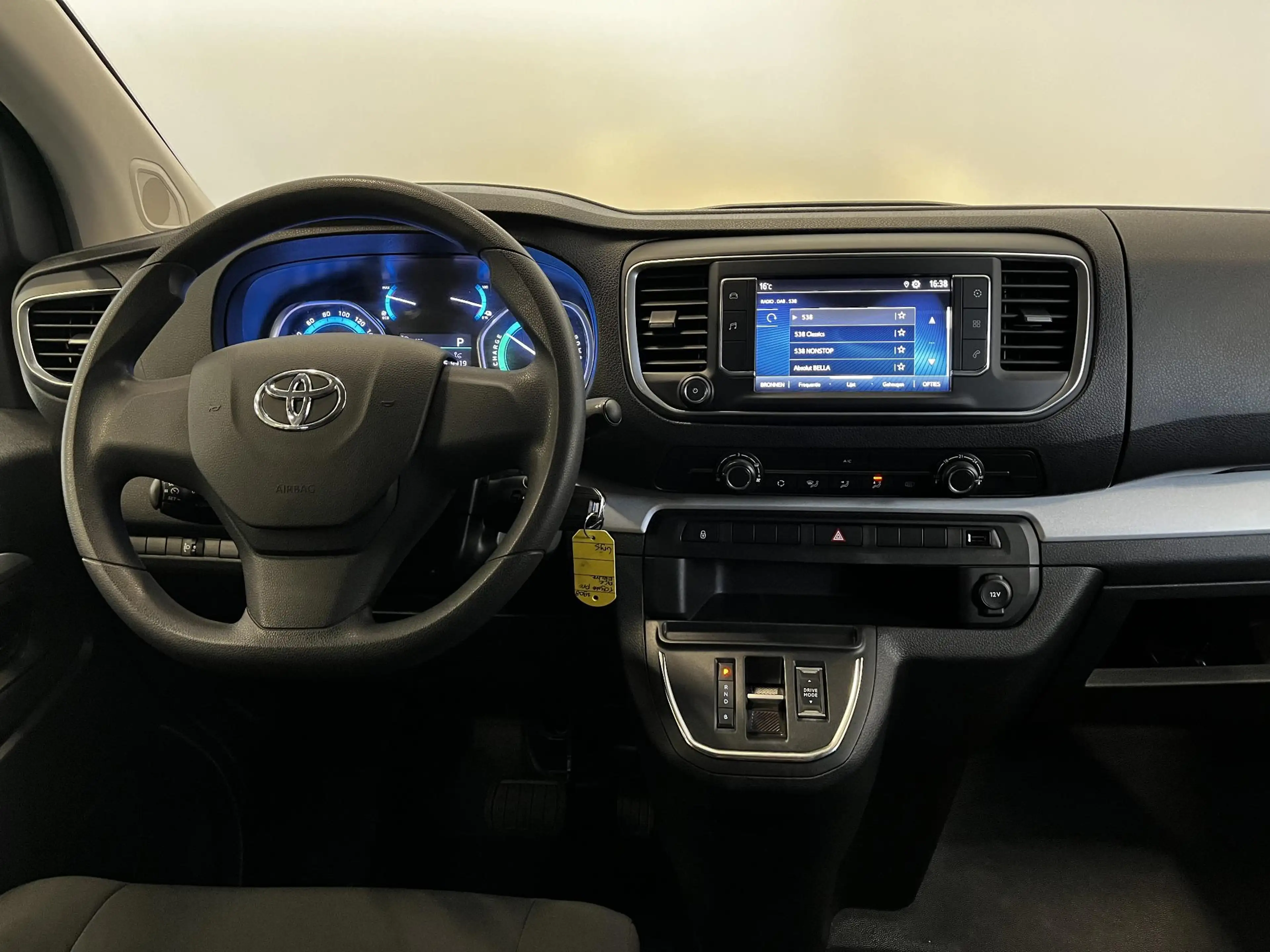 Toyota Proace Electric Shuttle Long Extra Range Cool 75 kWh 9per — photo 10