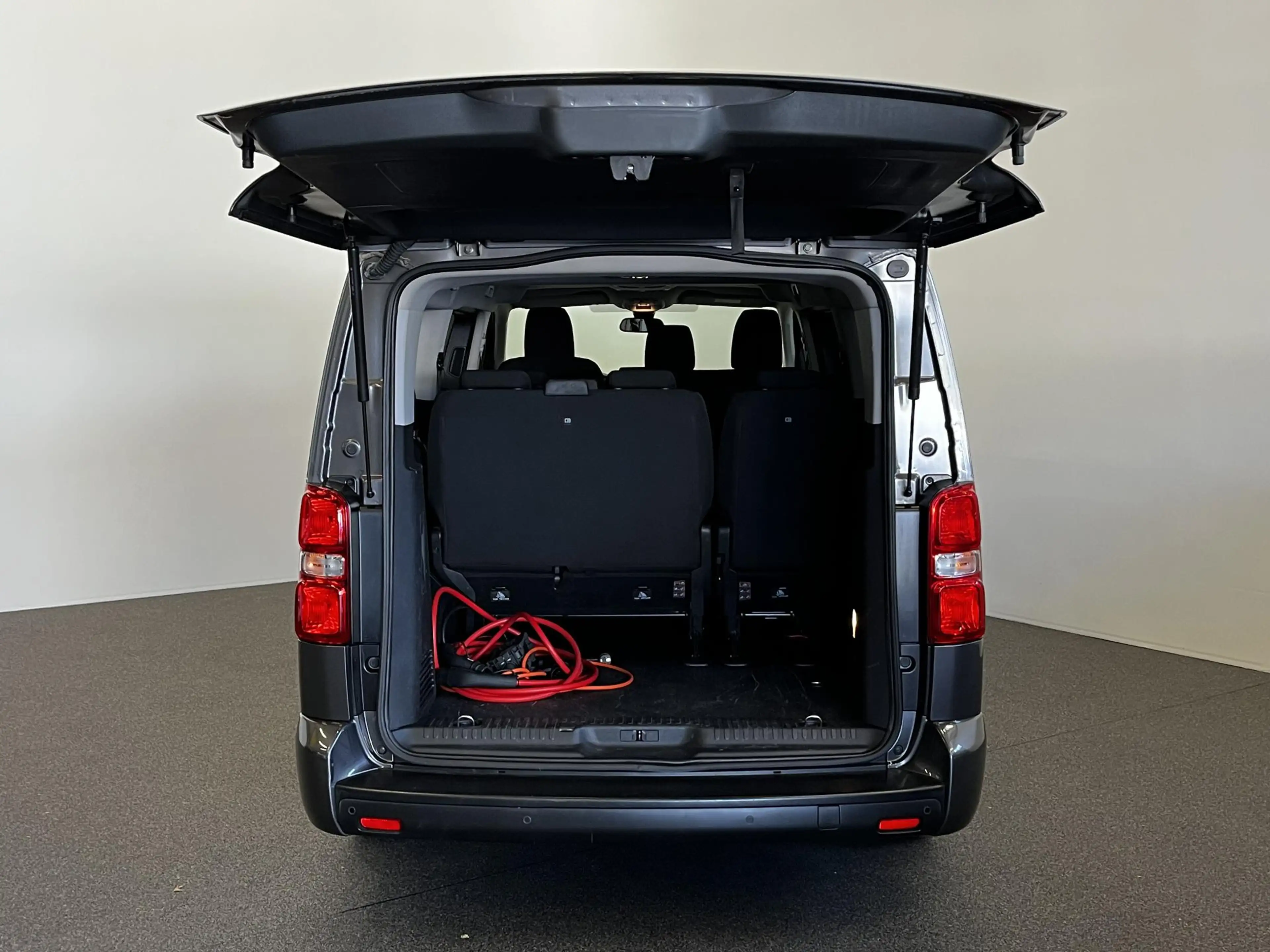 Toyota Proace Electric Shuttle Long Extra Range Cool 75 kWh 9per — photo 9