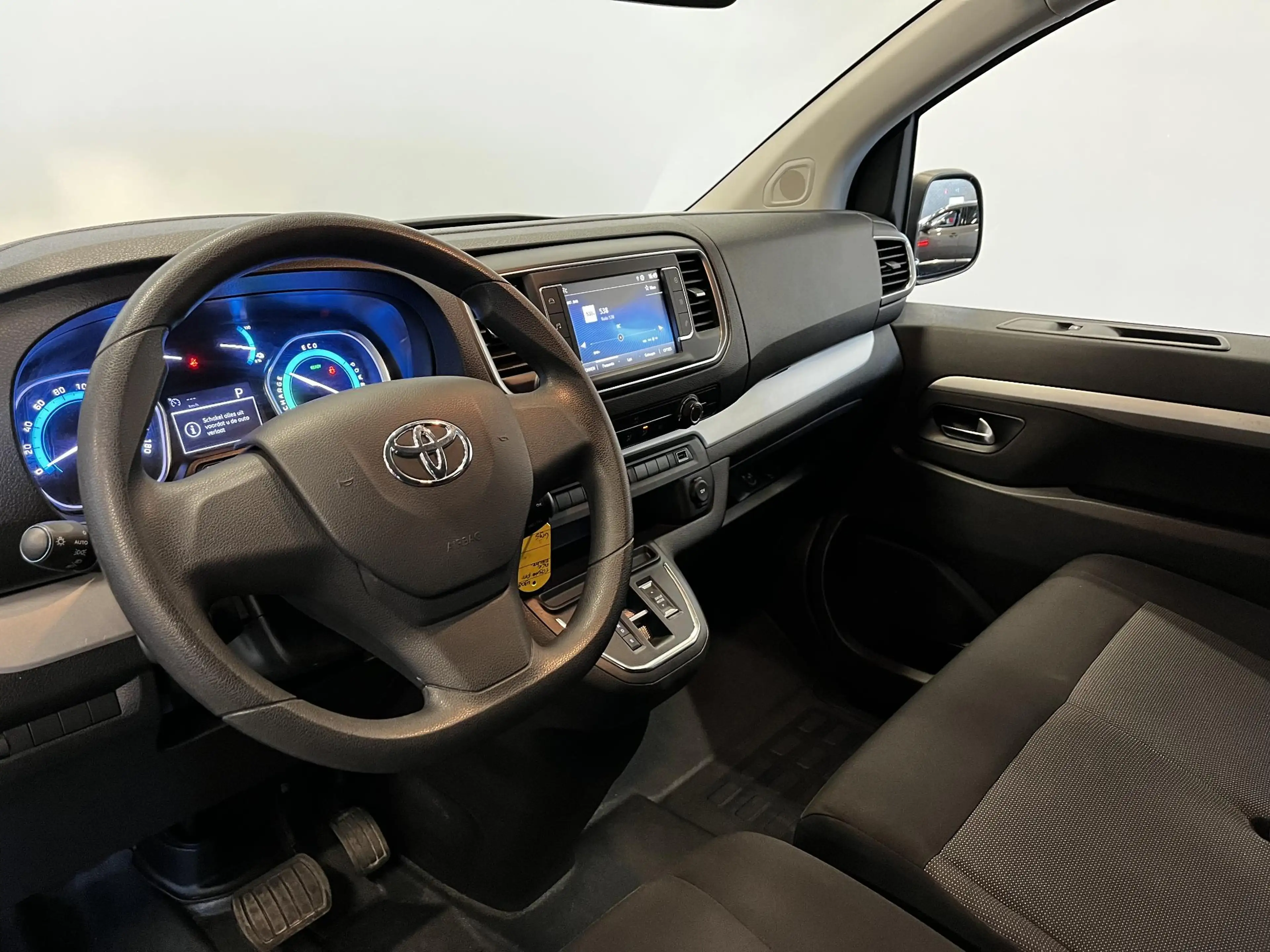 Toyota Proace Electric Shuttle Long Extra Range Cool 75 kWh 9per — photo 2