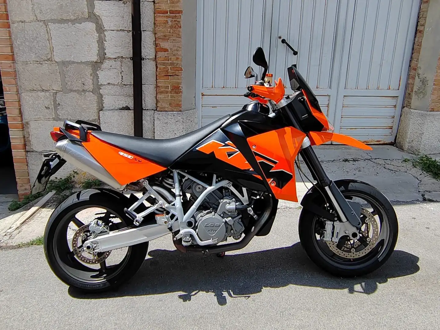 KTM 950 Supermoto Oranje - 1