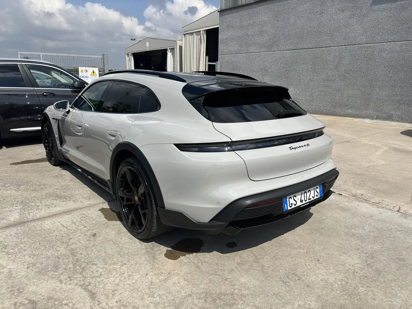 Porsche Taycan Cross Turismo 4S battery plus 93,4 Kwp Grigio - 2