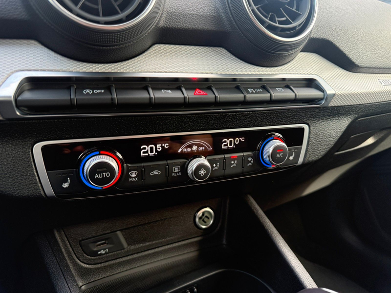 Audi Q2 35 TFSI basis 7-Gang S tronic|Kamera|Navi|LED — photo 19