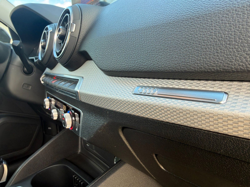 Audi Q2 35 TFSI basis 7-Gang S tronic|Kamera|Navi|LED — photo 33