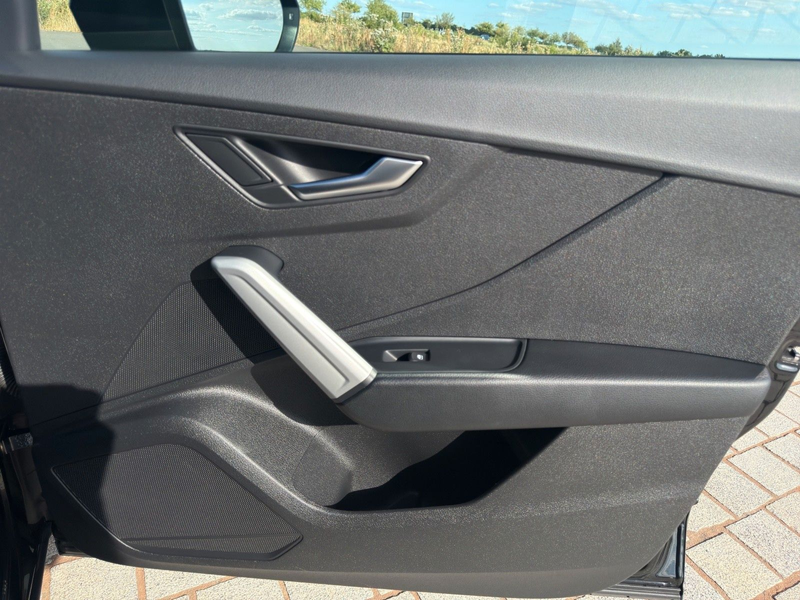 Audi Q2 35 TFSI basis 7-Gang S tronic|Kamera|Navi|LED — photo 34