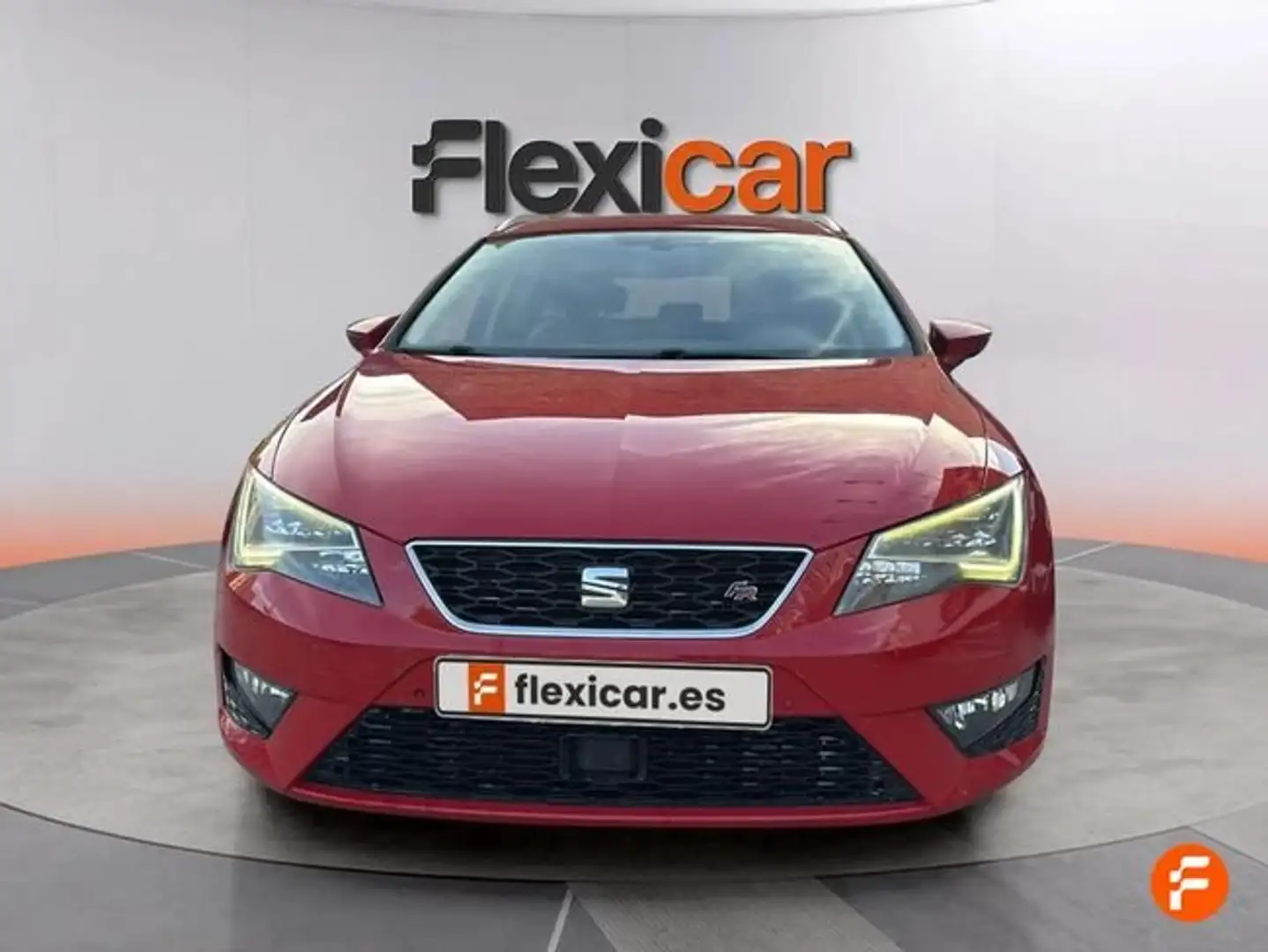 SEAT Leon ST 2.0TDI CR S&S FR DSG6 Rojo - 2