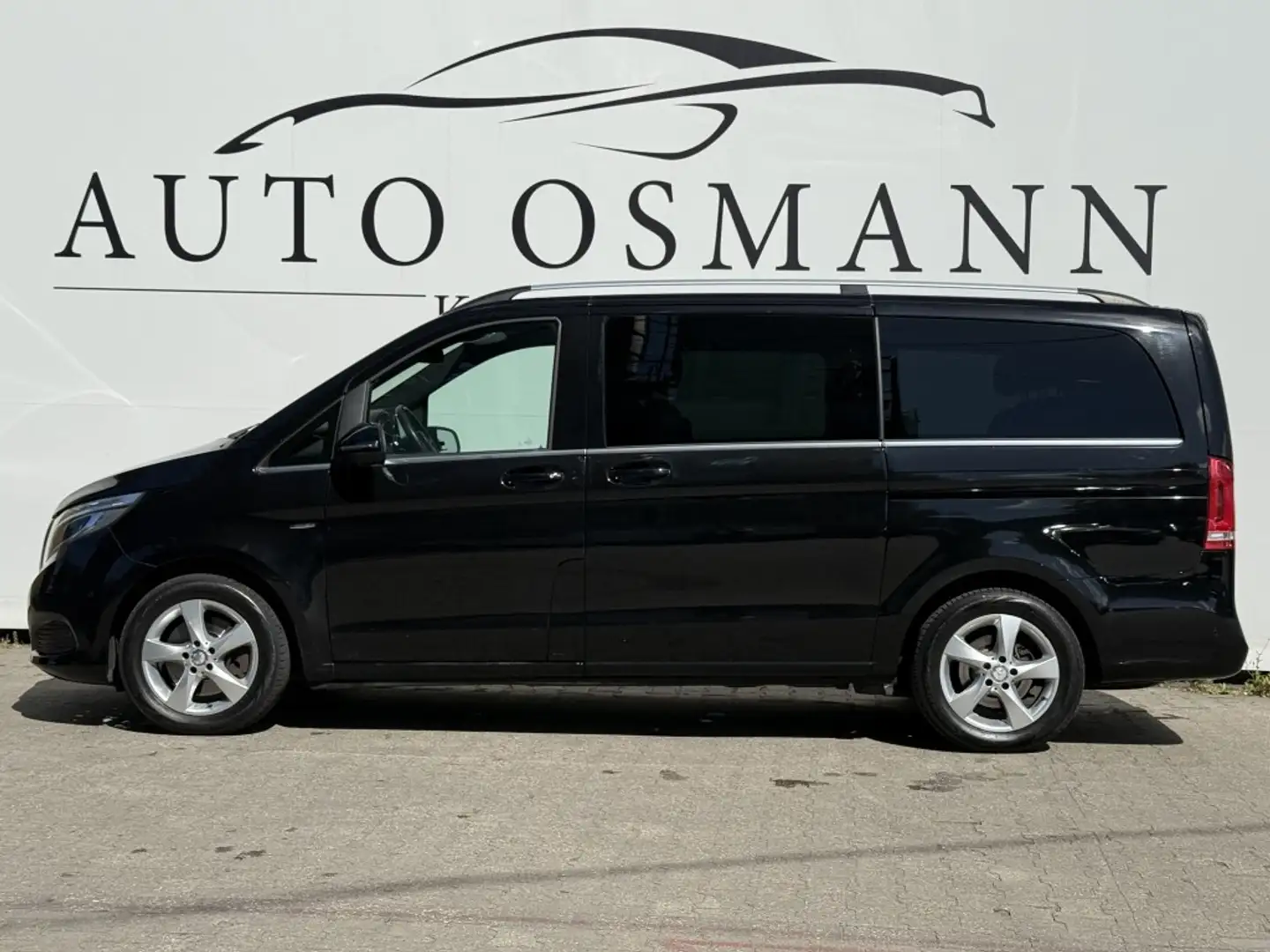 Mercedes-Benz V 250 d lang 7G-TRONIC Avantgarde Edition Schwarz - 2