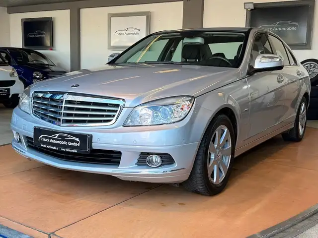 Mercedes-Benz C 180 - Lim. Automatik-Sitzheizung/PDC