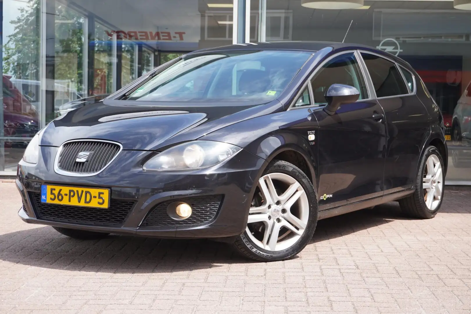 SEAT Leon 1.2 TSI Ecomotive COPA 5deurs | Airco | Elek. Pakk Zwart - 1