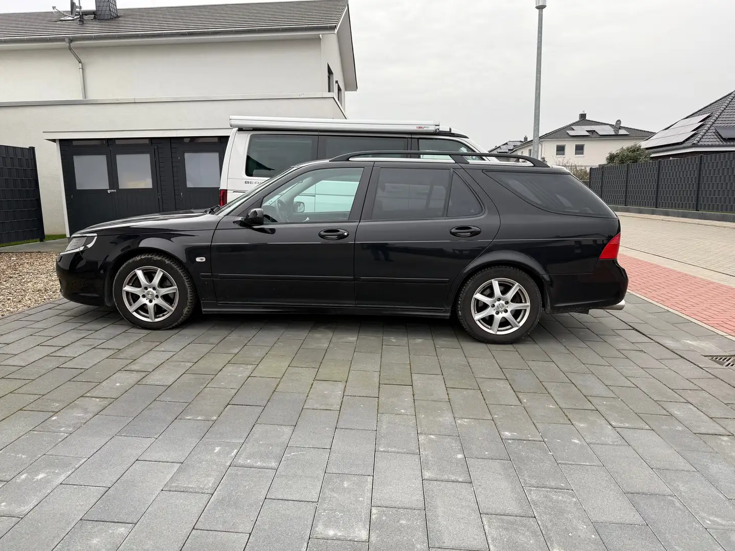 Saab 9-5 9-5 Kombi 2.3 Turbo Aut. Aero Negro - 2