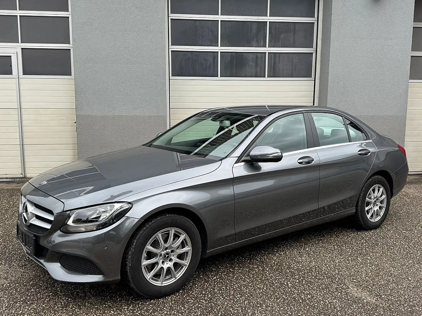 Mercedes-Benz C 180 d BlueTEC Aut. *30.200KM* Gris - 2