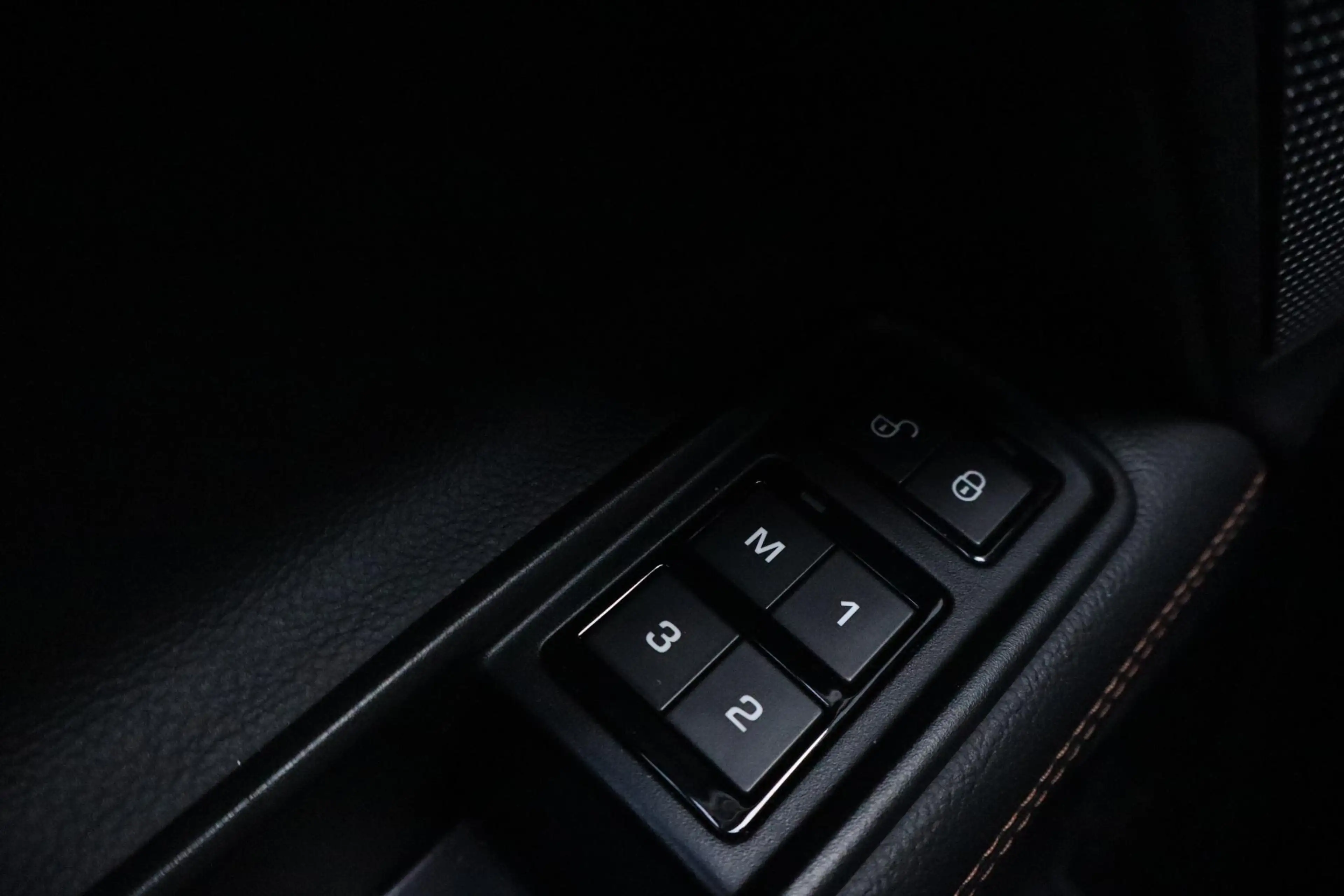Jaguar XE 2.0 D Portfolio | Navigatie | Leder | Climate cont — photo 22