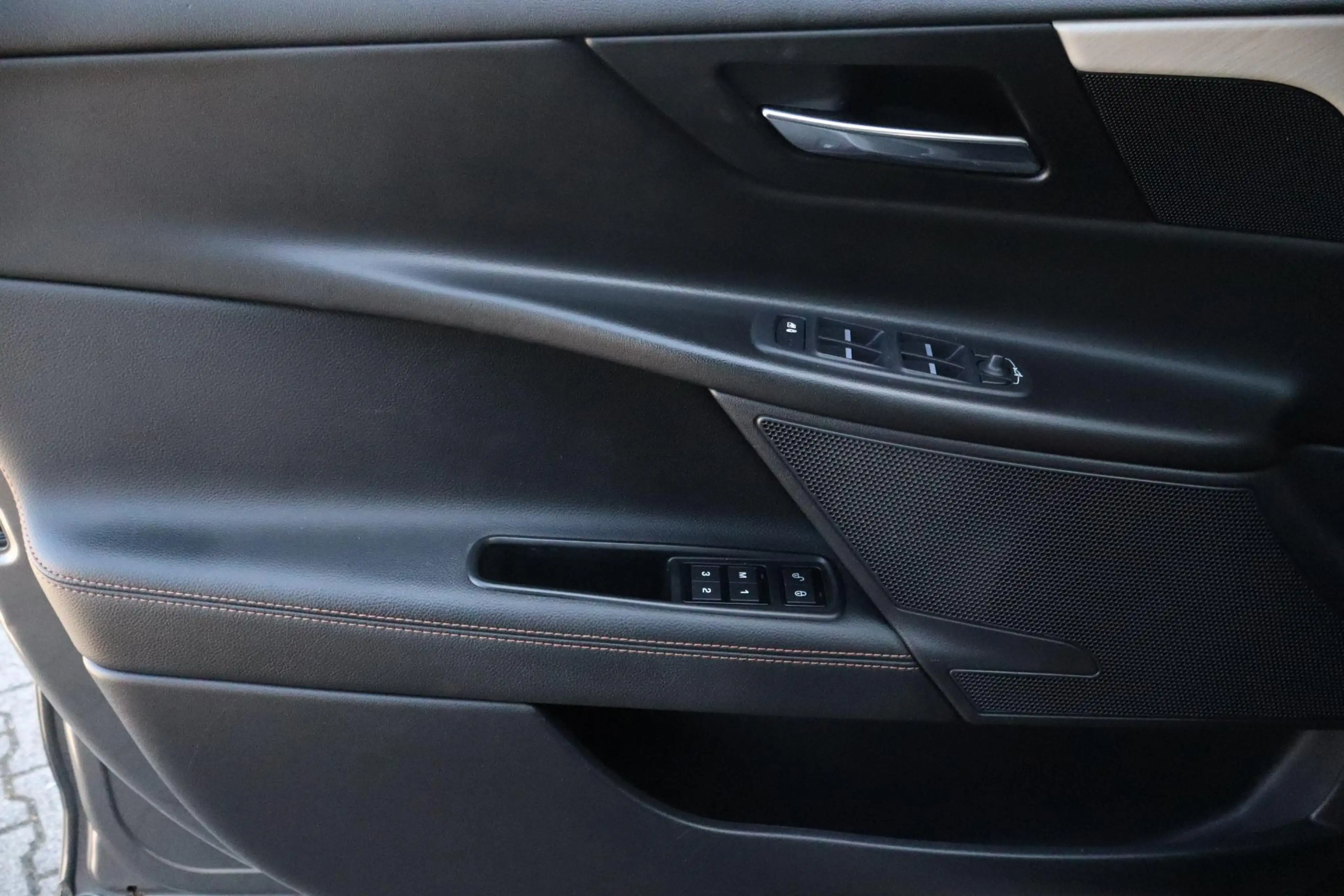 Jaguar XE 2.0 D Portfolio | Navigatie | Leder | Climate cont — photo 20
