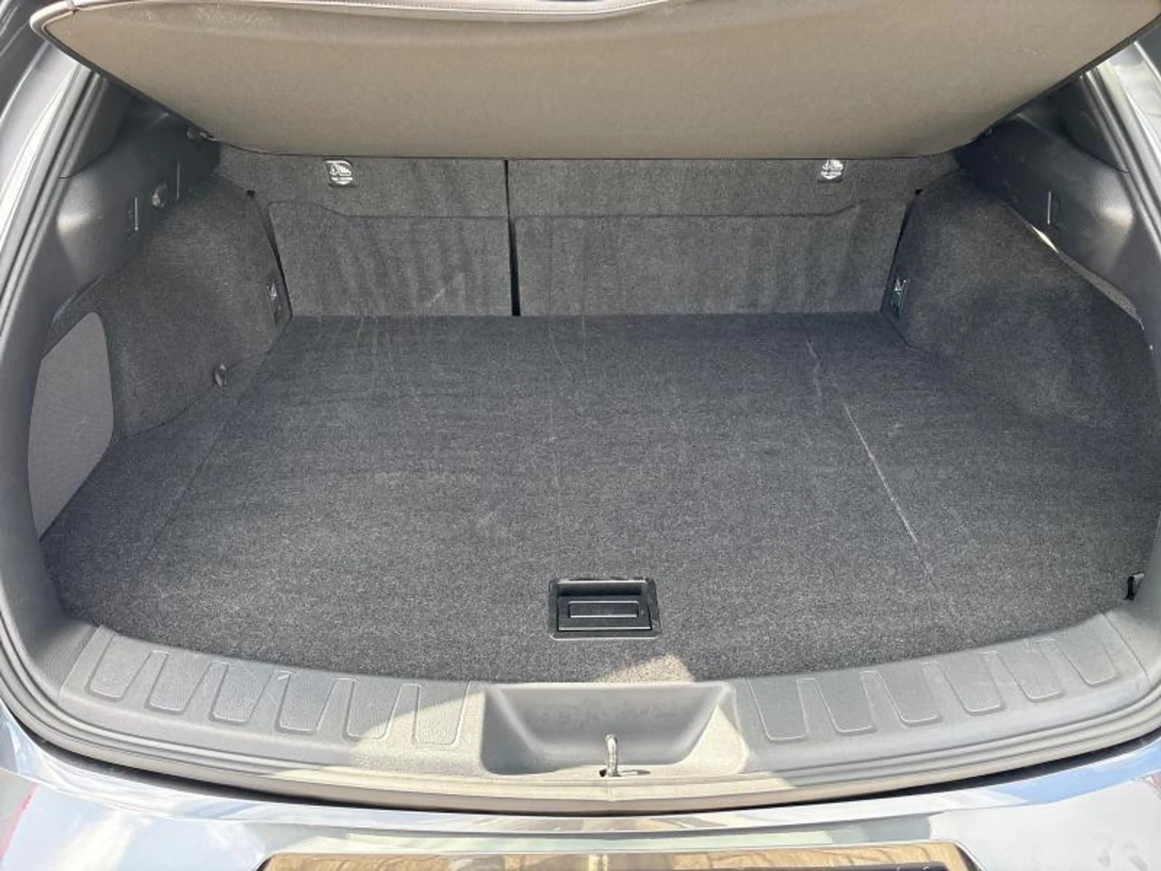 Lexus UX 250h Business Line — photo 9