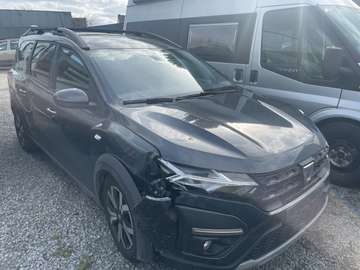 Jogger 1.0 TCe 7pl. ( léger accident - pas de procédure )